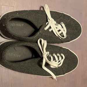 Gray old navy size 10 sneakers